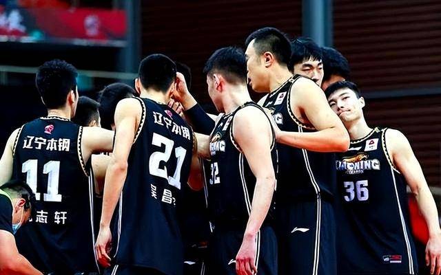 抢眼表现引发关注,新星球员助CBA球队再创辉煌的简单介绍 抢眼表现引发关注,新星球员助CBA球队再创辉煌的简单介绍