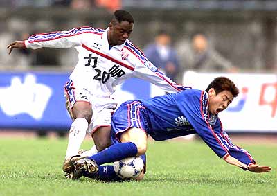 关于重庆力帆主场不敌天津泰达，遭遇两连败的信息