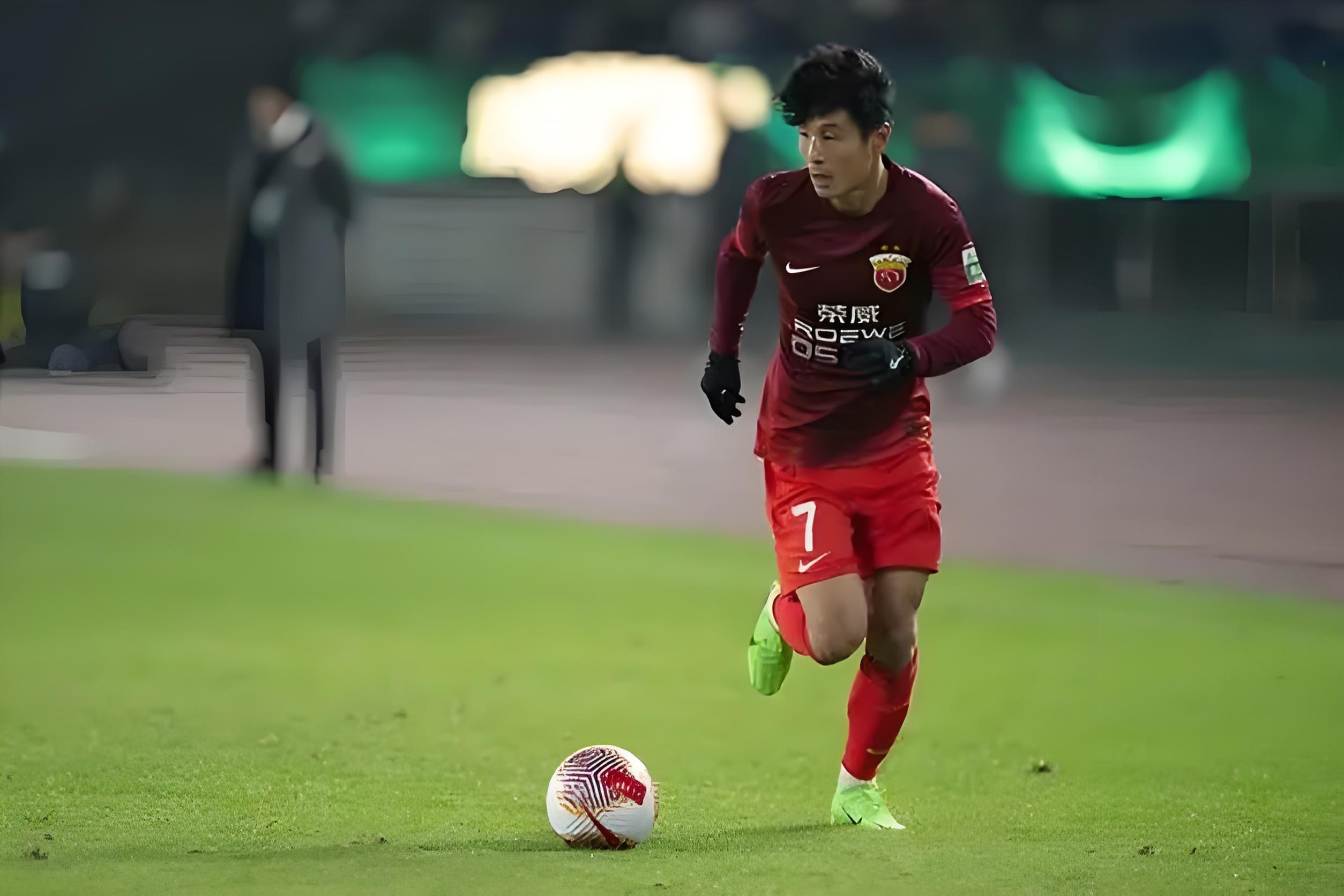 上海上港球员趣味训练日常曝光,备战下一个对手的简单介绍 上海上港球员趣味训练日常曝光,备战下一个对手的简单介绍