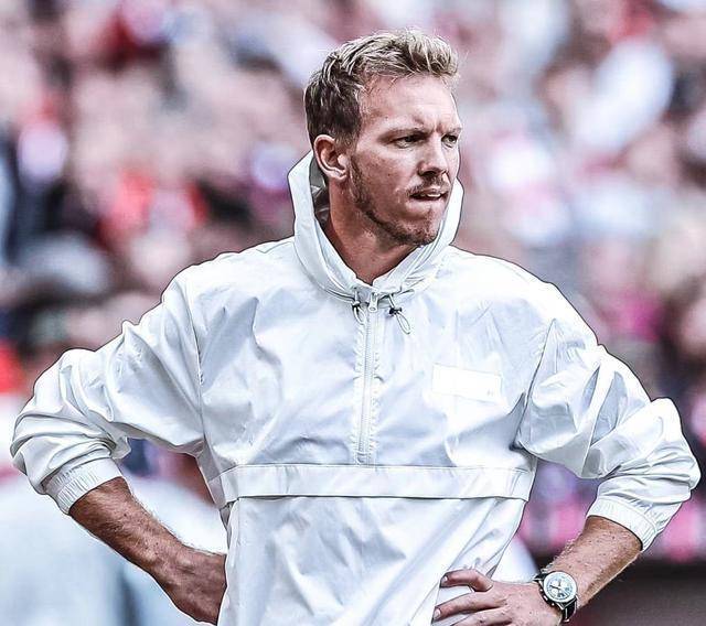 斯图加特艰难取胜,摆脱危机的简单介绍 斯图加特艰难取胜,摆脱危机的简单介绍