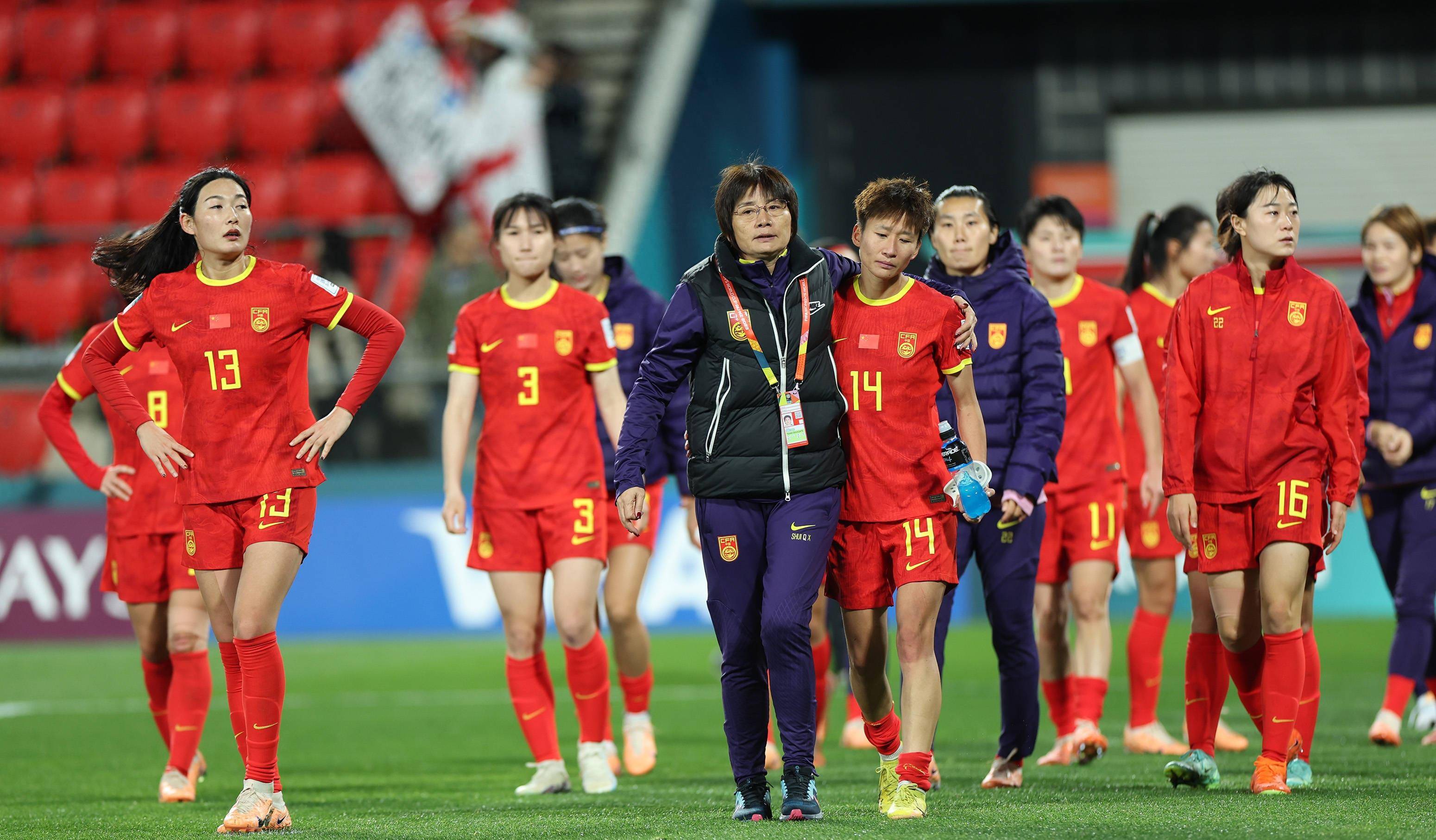 开云体育平台APP-关于女足比赛火爆现场，球员风采逼人的信息