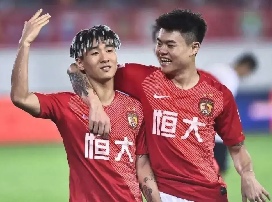 广州富力客场击败北京国安,赢得宝贵三分 广州富力客场击败北京国安,赢得宝贵三分