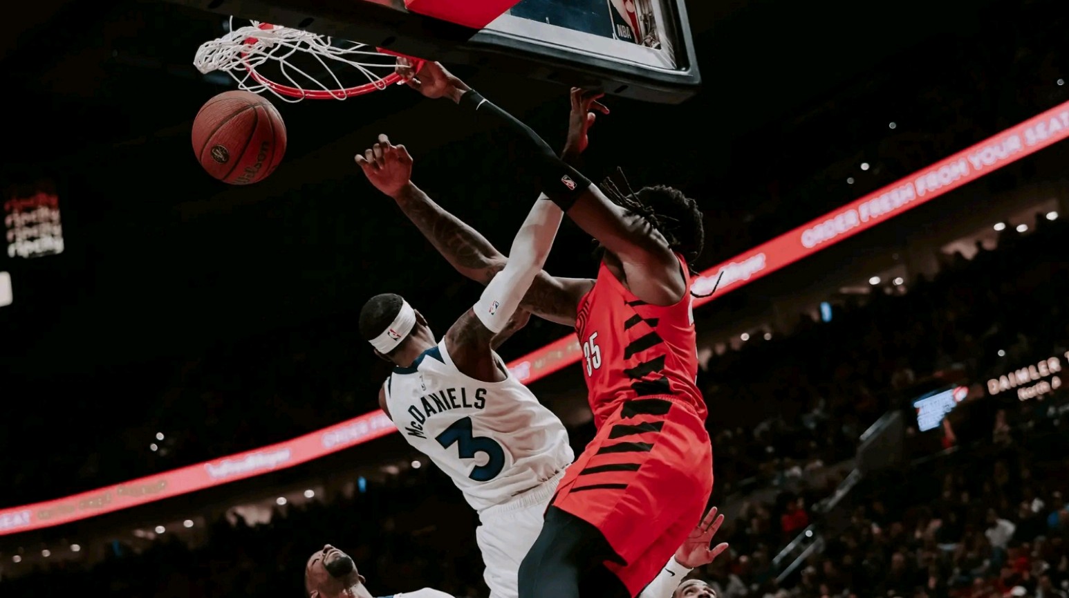 关于开拓者队的内线得分火力强大,让对手防不胜防的信息 关于开拓者队的内线得分火力强大,让对手防不胜防的信息