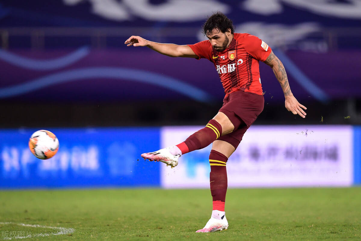 开云体育官网-关于高拉特备战状态亮眼，备受球迷喜爱和关注的信息