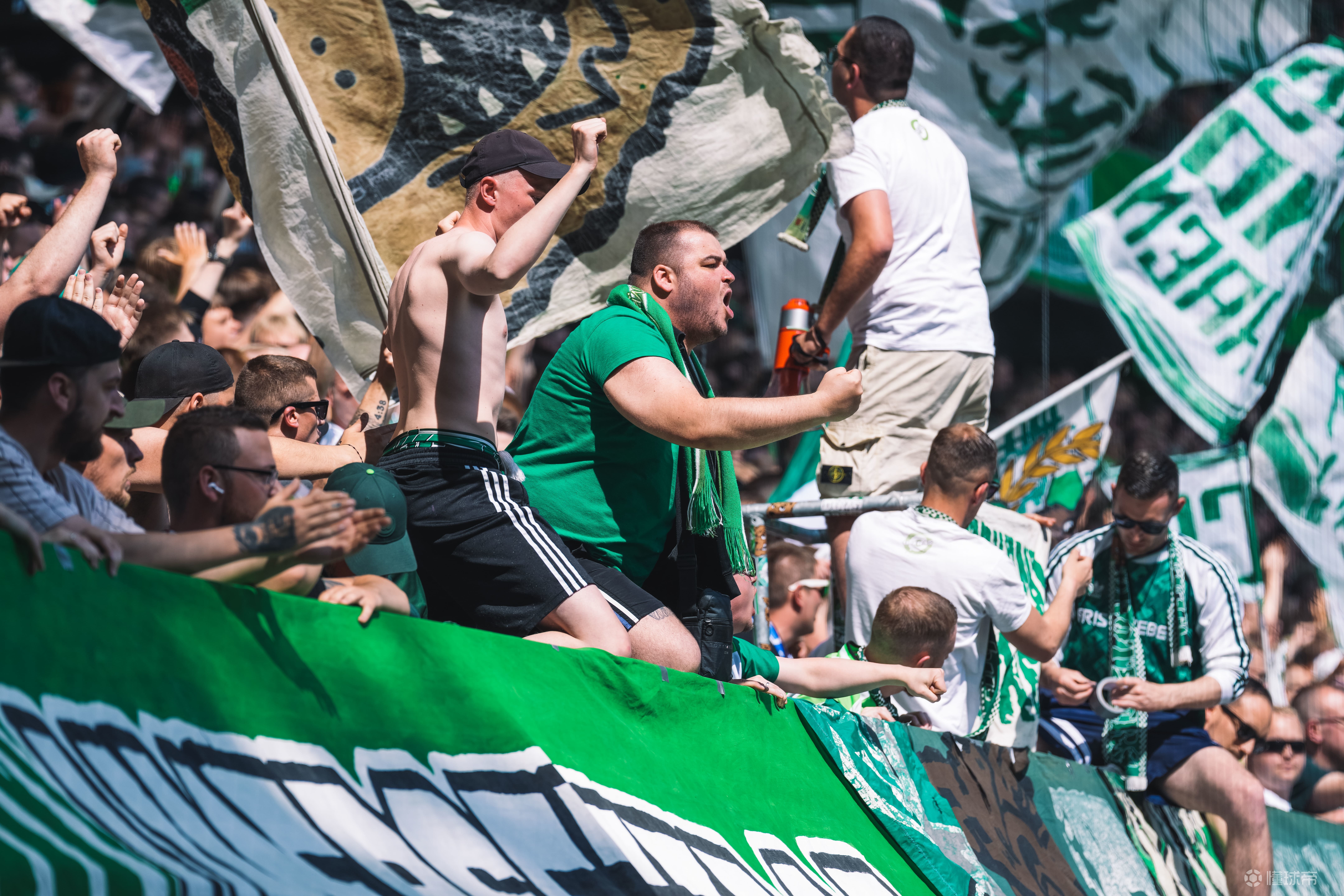 关于激战将至，欧预赛备战战况紧张的信息