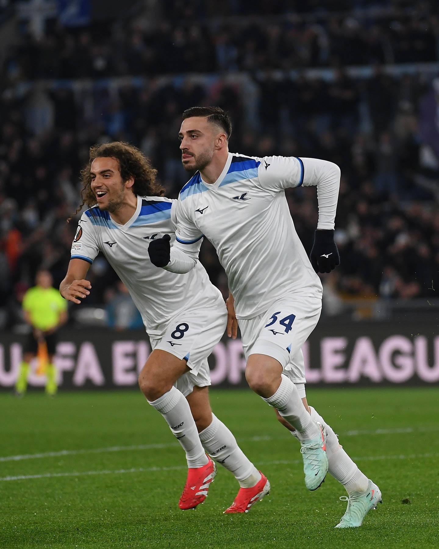 拉齐奥主场告捷,升至联赛第三 拉齐奥主场告捷,升至联赛第三