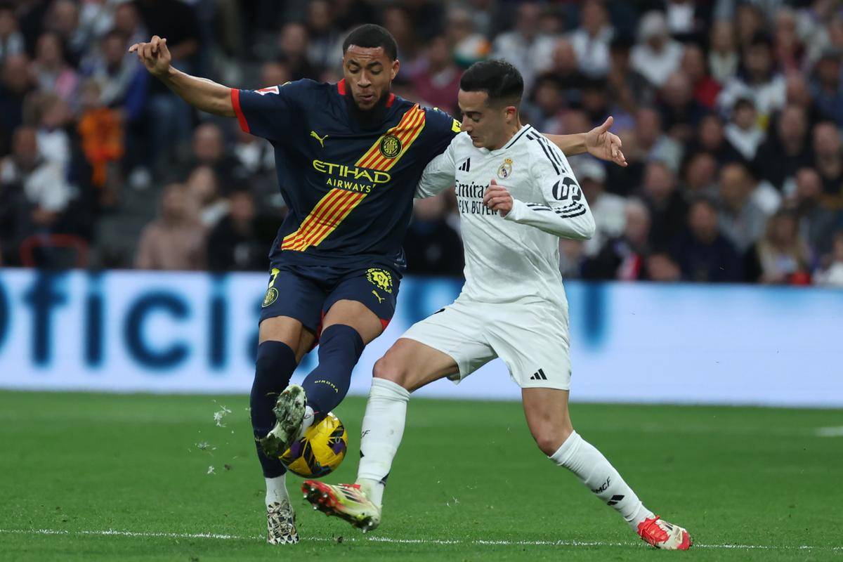 皇家社会客场攻陷,展现实力 皇家社会客场攻陷,展现实力