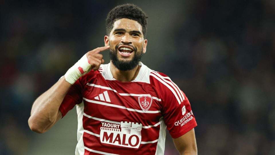 斯特拉斯堡主场战平，保持不败