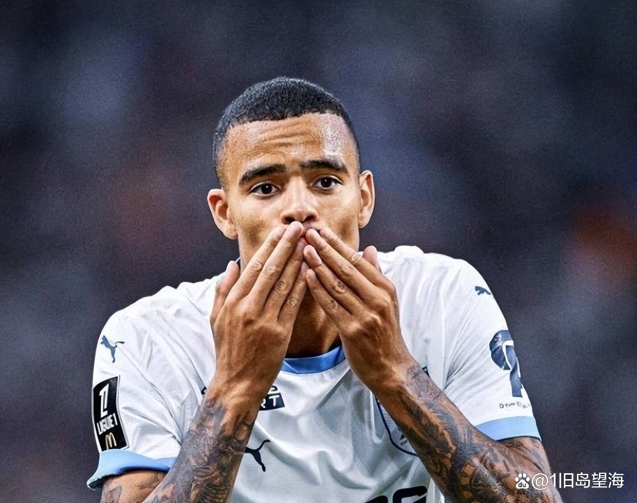 开云体育app-球员在赛场上大放异彩，个人能力得到全面展示