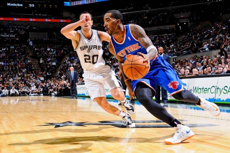 尼克斯擒马刺返家,范弗利特复出带领弟兄反扑 尼克斯擒马刺返家,范弗利特复出带领弟兄反扑