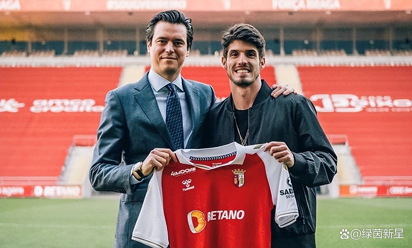 巴塞罗那青训营受益于球星的指导