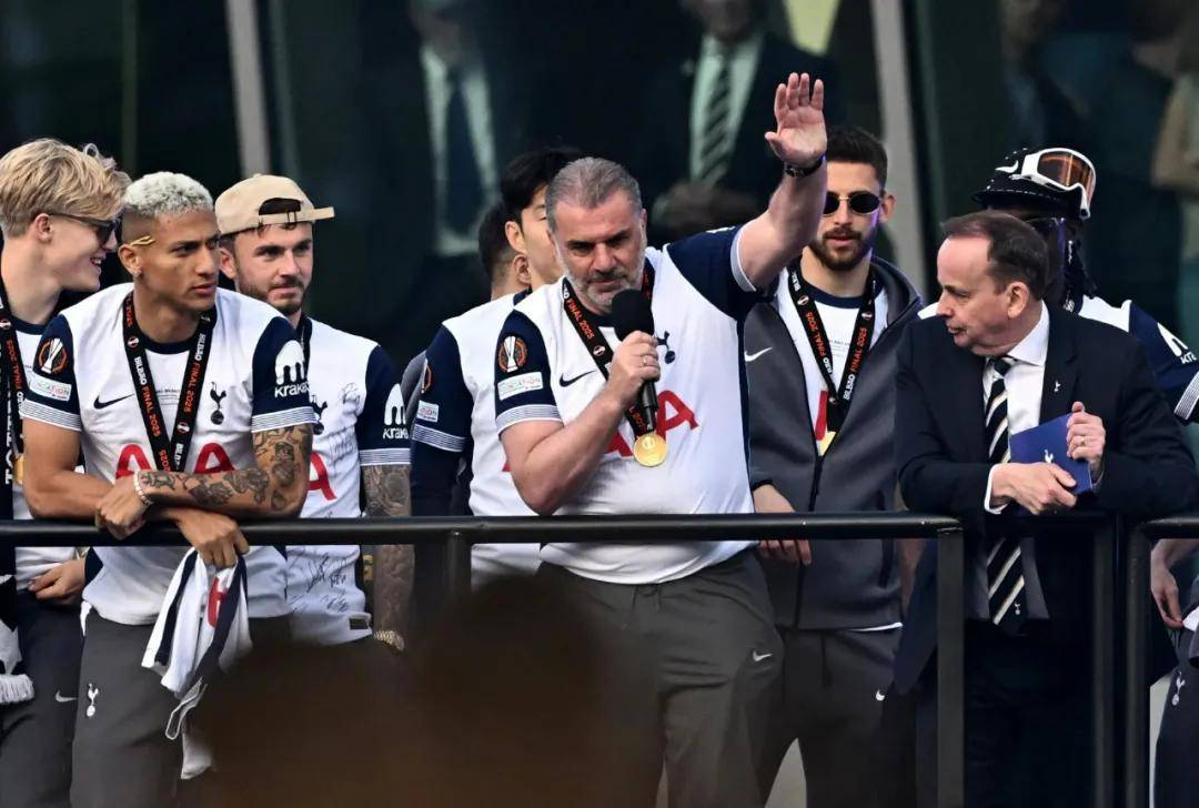 包含热刺客场遭遇惨败,球队状态不稳定的词条 包含热刺客场遭遇惨败,球队状态不稳定的词条