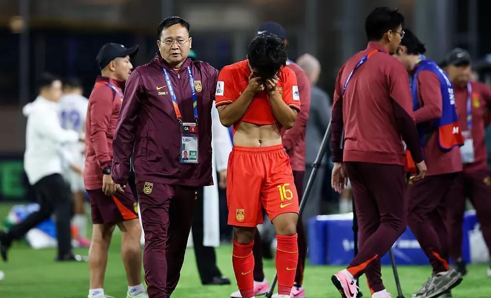 开云体育-泰国球队不敌对手，晋级路途艰难