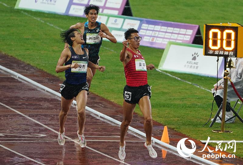 开云下载-斯洛文尼亚队勇于拼搏，欧预赛前景乐观的简单介绍