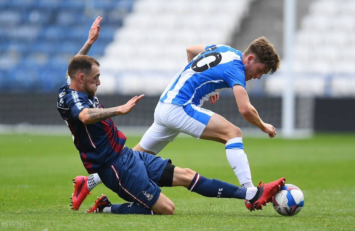 考文垂城主场失利,保级形势艰难 考文垂城主场失利,保级形势艰难