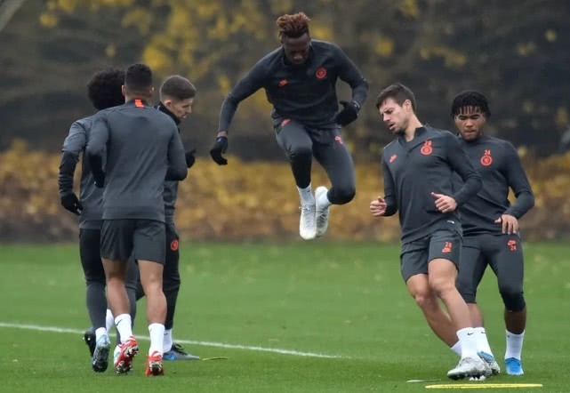 瓦伦西亚磨砺自身强硬防线击溃对手 瓦伦西亚磨砺自身强硬防线击溃对手