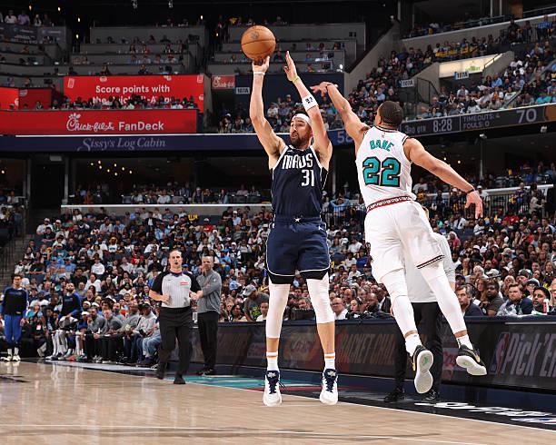 关于独行侠主帅称库里是NBA最佳得分后卫的信息