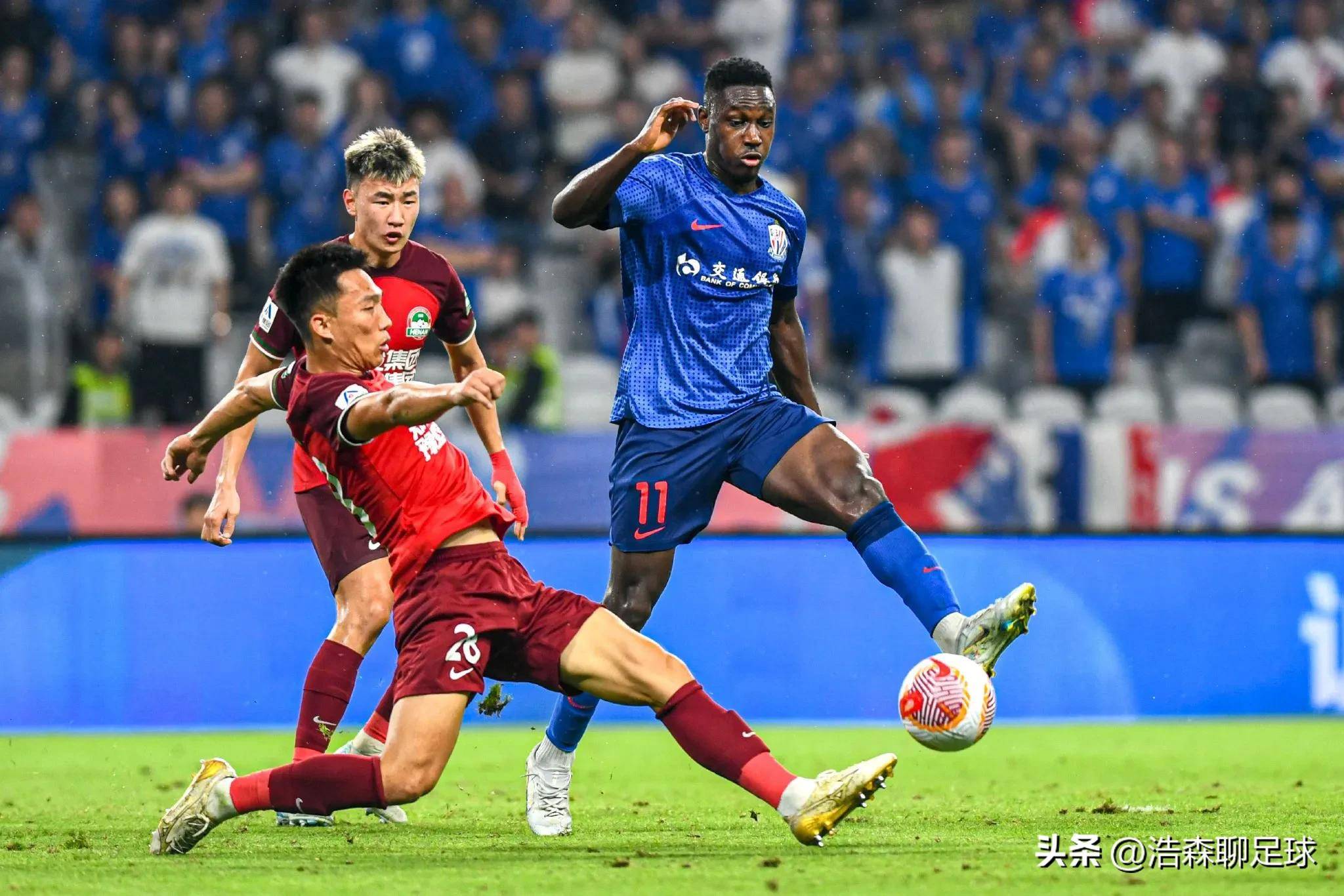 对手实力强劲,球队艰难取胜士气高涨 对手实力强劲,球队艰难取胜士气高涨