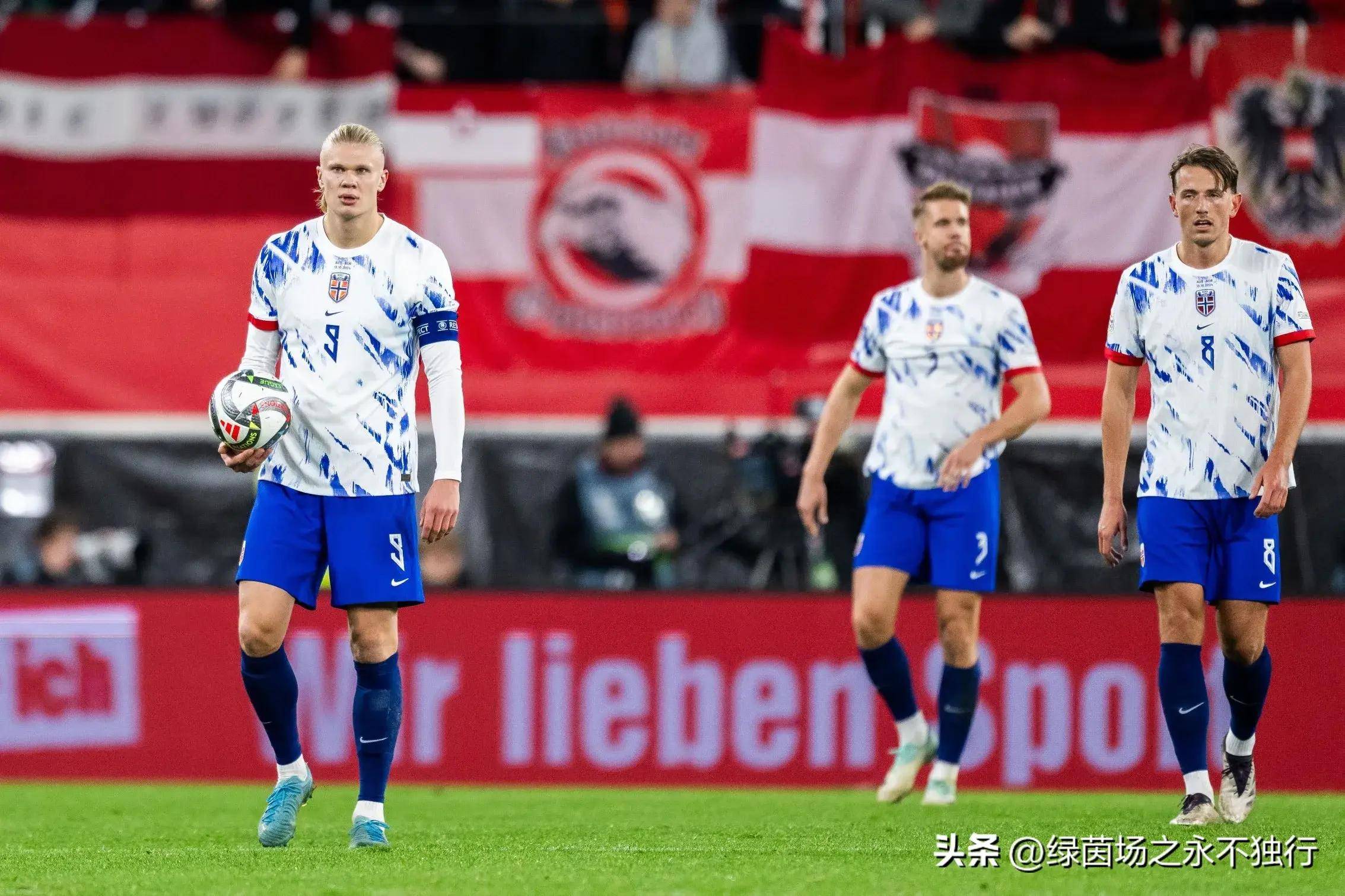 国米前锋梅开二度，助球队连胜收官