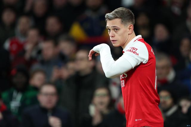 赛场上的较量再度激烈,欧洲名将大放异彩 赛场上的较量再度激烈,欧洲名将大放异彩