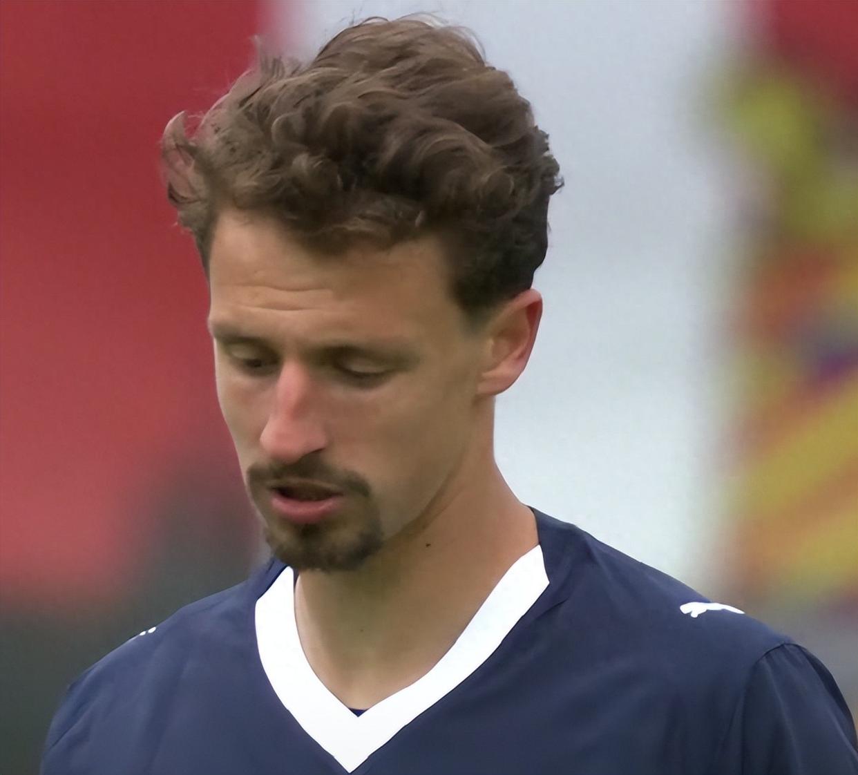 关于阿贾克斯新任主帅计划重振球队雄风的信息 关于阿贾克斯新任主帅计划重振球队雄风的信息