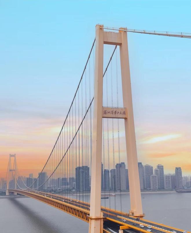 武汉长江取得重要胜利，追赶领先者