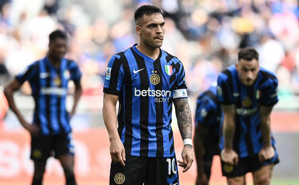 那不勒斯逆转取胜,赢得三连胜 那不勒斯逆转取胜,赢得三连胜