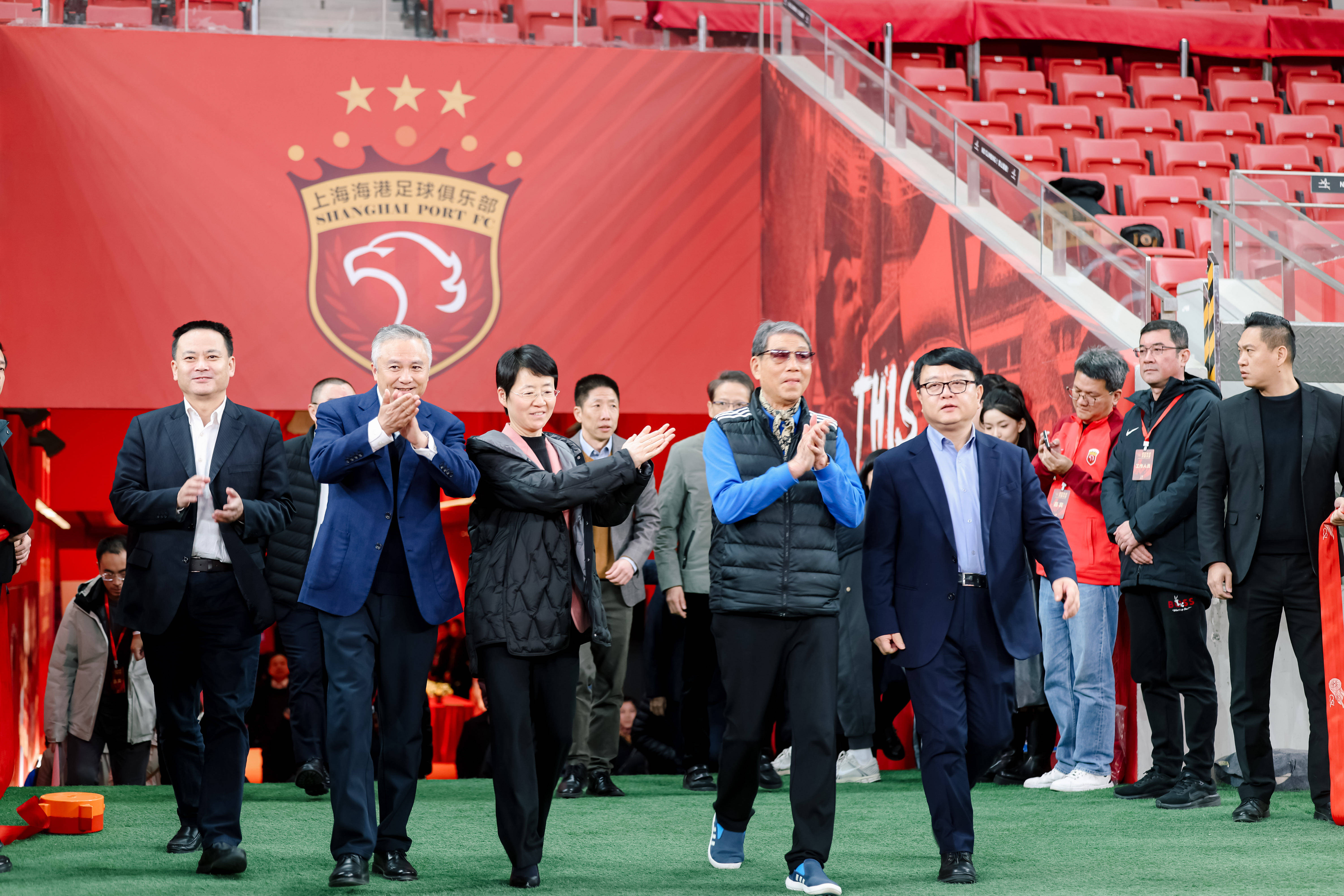 上海海港遭遇不敌曼谷主要奇迹,惨遭淘汰 上海海港遭遇不敌曼谷主要奇迹,惨遭淘汰