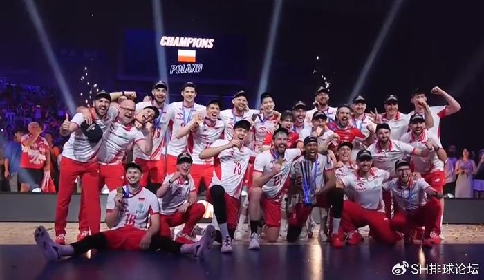 篮球实力强国交锋，美国队斩获胜利