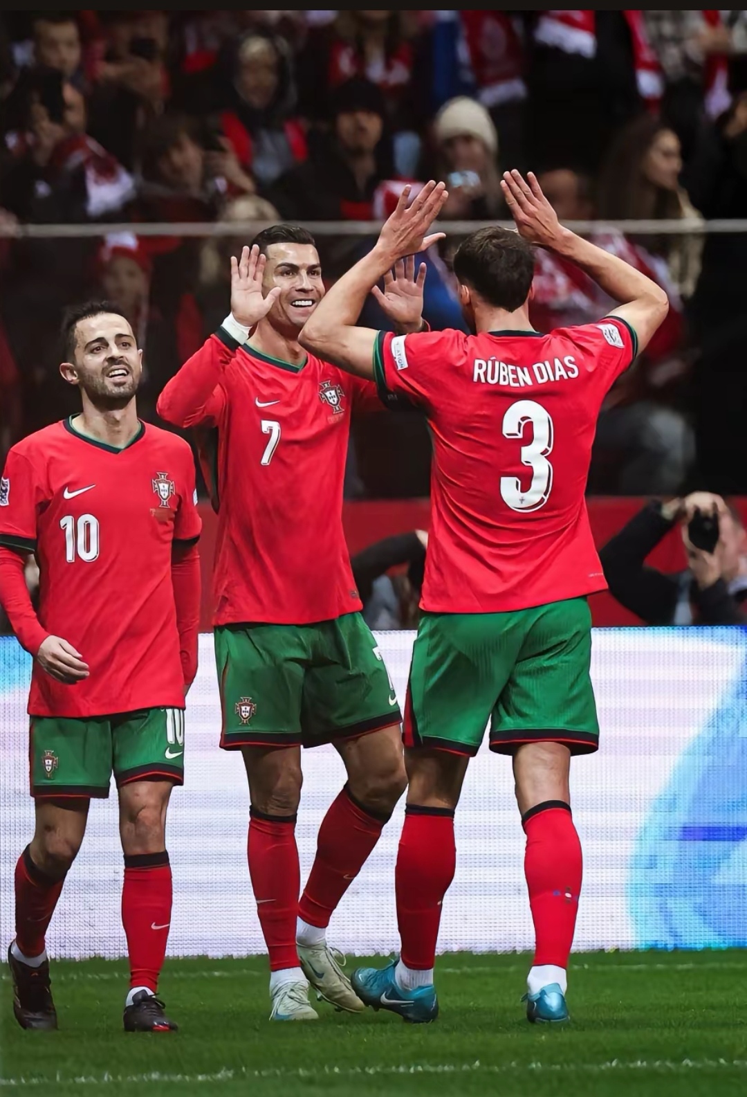 开云体育官方网站-欧国联半决赛对阵图出炉，多场焦点战等待开打