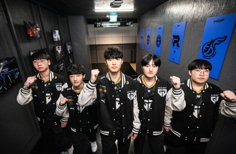 GEN轻取TES,JackeyLove拿下关键大龙宿敌对决2025世界赛,锁定晋级资格的简单介绍 GEN轻取TES,JackeyLove拿下关键大龙宿敌对决2025世界赛,锁定晋级资格的简单介绍