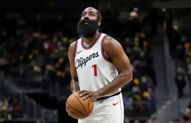 快船将续约主帅泰伦-卢