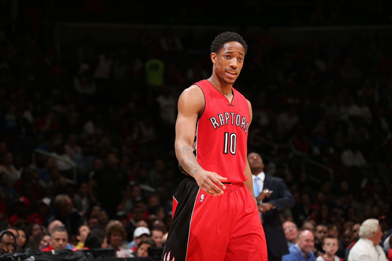 马刺力克雷霆，德罗赞连续得分