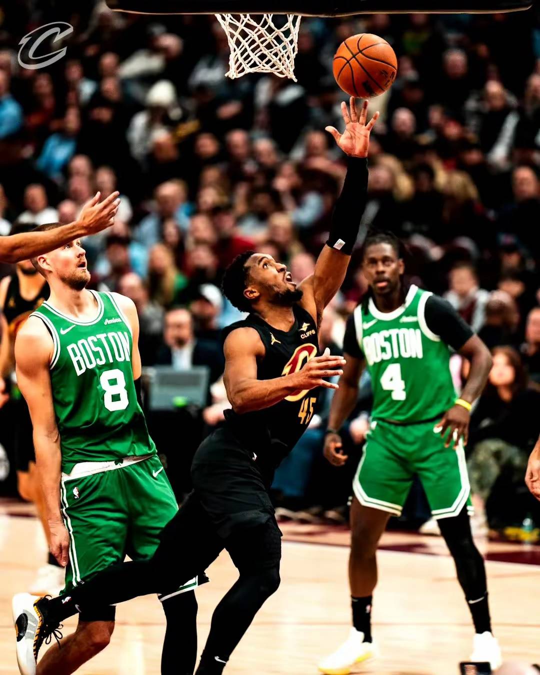 凯尔特人队球员集训备战季前赛 凯尔特人队球员集训备战季前赛