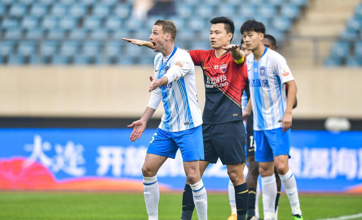 天津泰达双线作战艰难抉择，王宝山提前备战