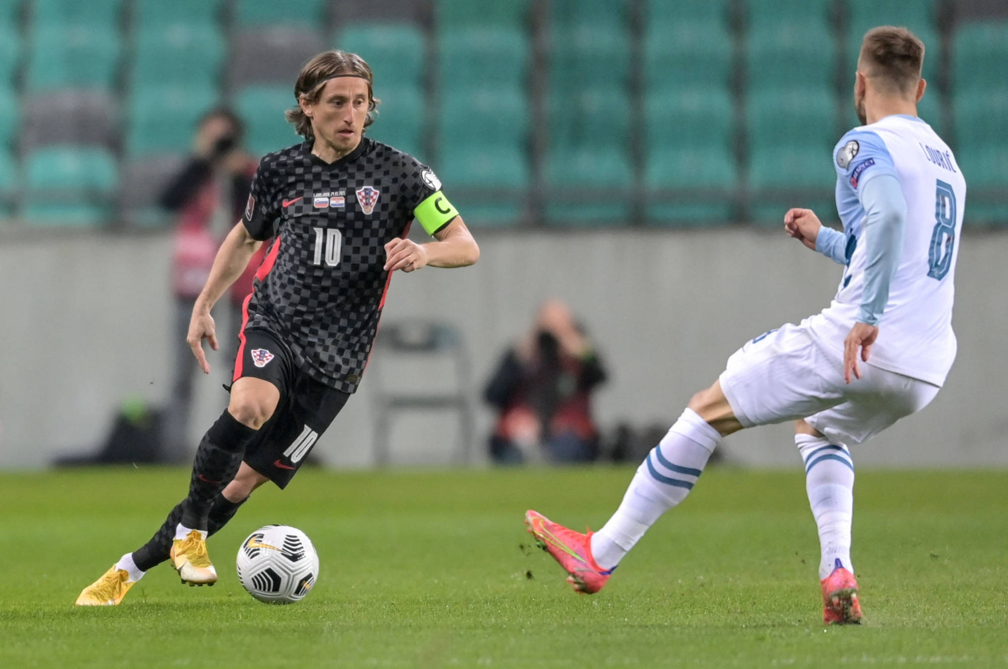 关于阳光女足展翅飞翔！斯洛伐克队晋级世界杯八强的信息