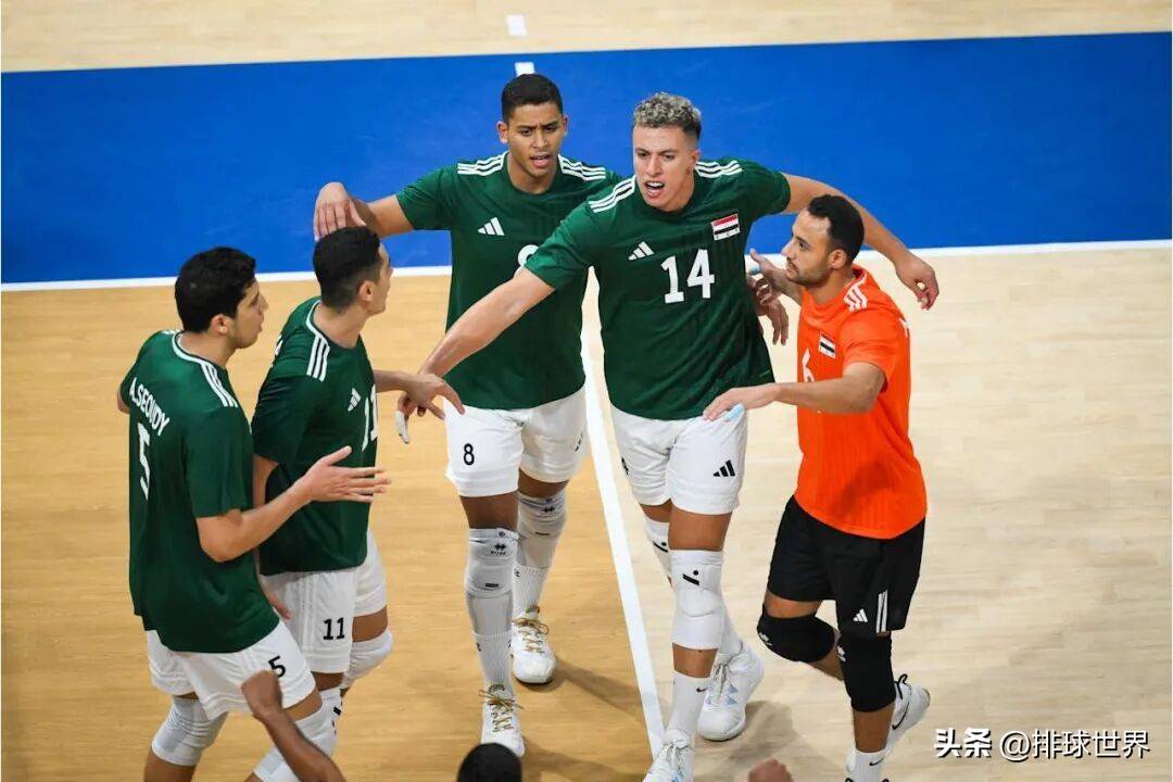 开云体育APP下载-鹿特丹强劲反击，逆袭晋级淘汰赛