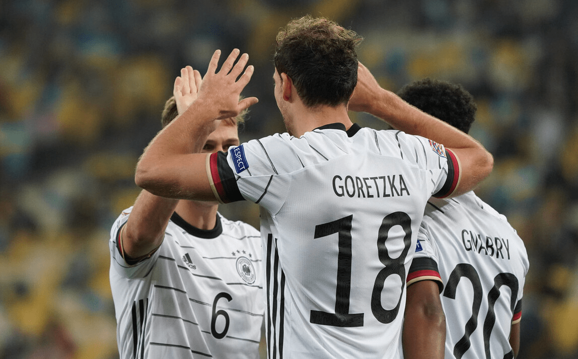 包含那不勒斯鏖战德国,卡瓦哈尔状态火热的词条 包含那不勒斯鏖战德国,卡瓦哈尔状态火热的词条