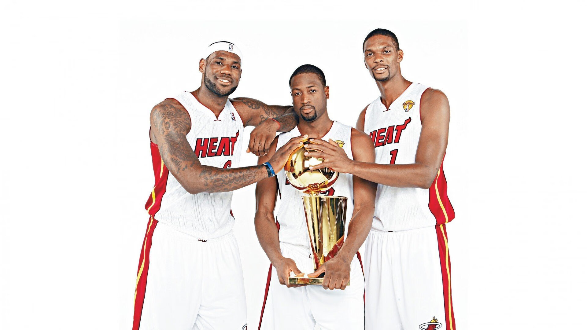 伦纳德化身冷血算法，控温42分钟，终场前1秒冰封灰熊惊涛骇浪