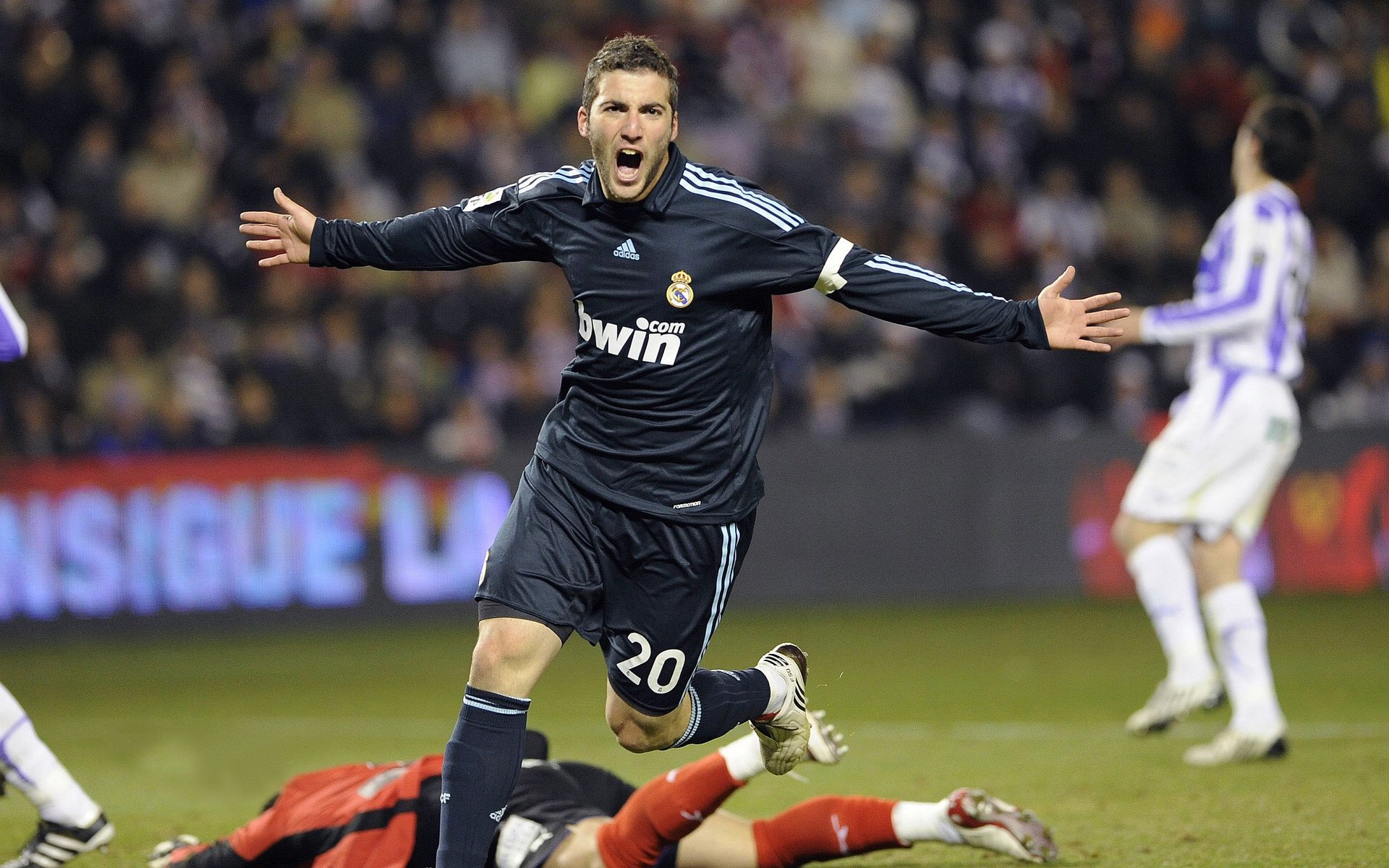 开云体育中国-钢铁防线与自由冲锋，美加墨世界杯上的微型欧洲战争