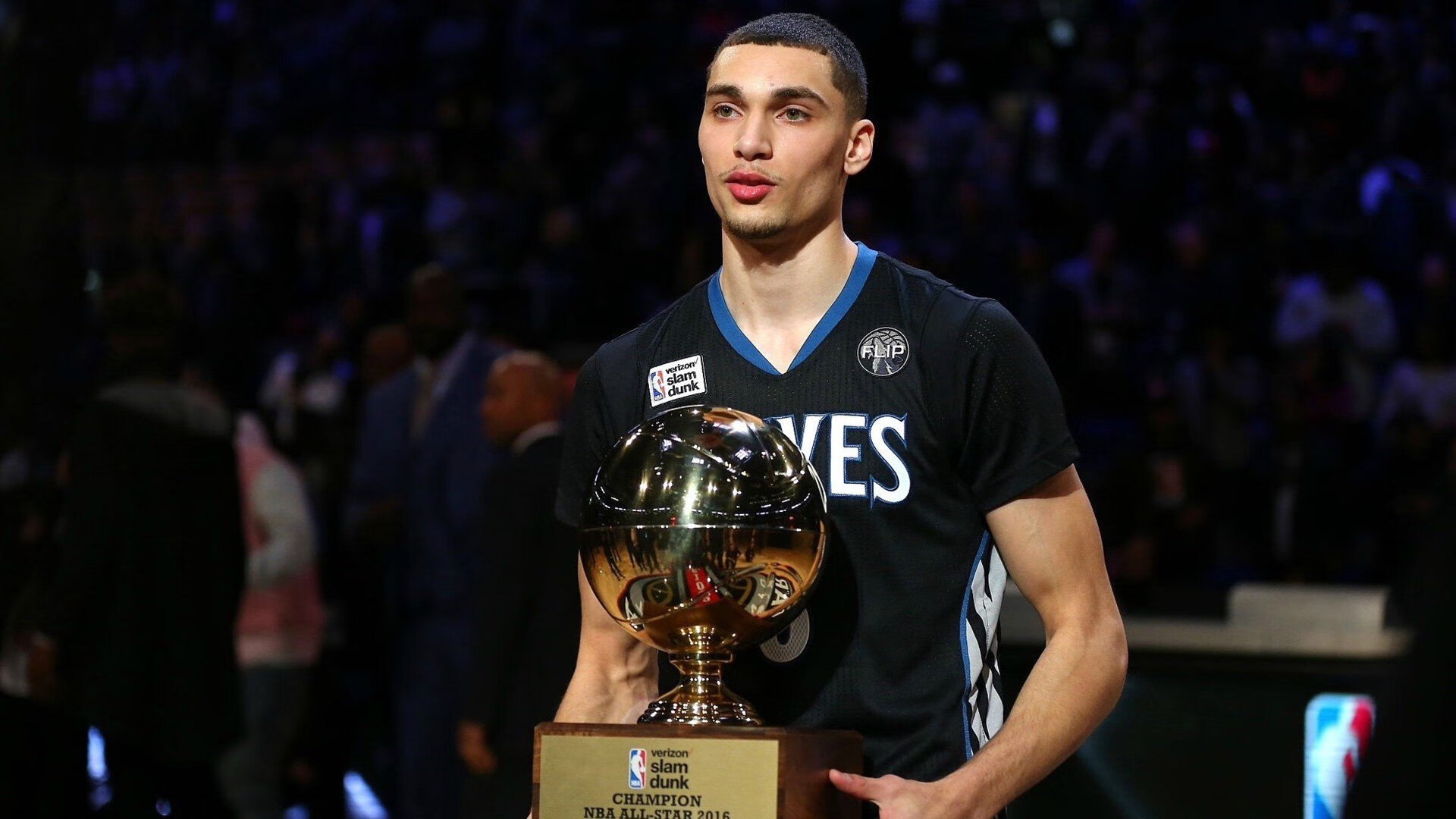 开云体育官方网站-冰与火的辩证法，独行侠爆冷背后的现代篮球启示与约基奇在欧冠的统治力